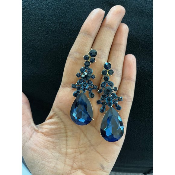 navy blue earrings , navy chandelier earring , dark blue wedding crystal big - Picture 3 of 6